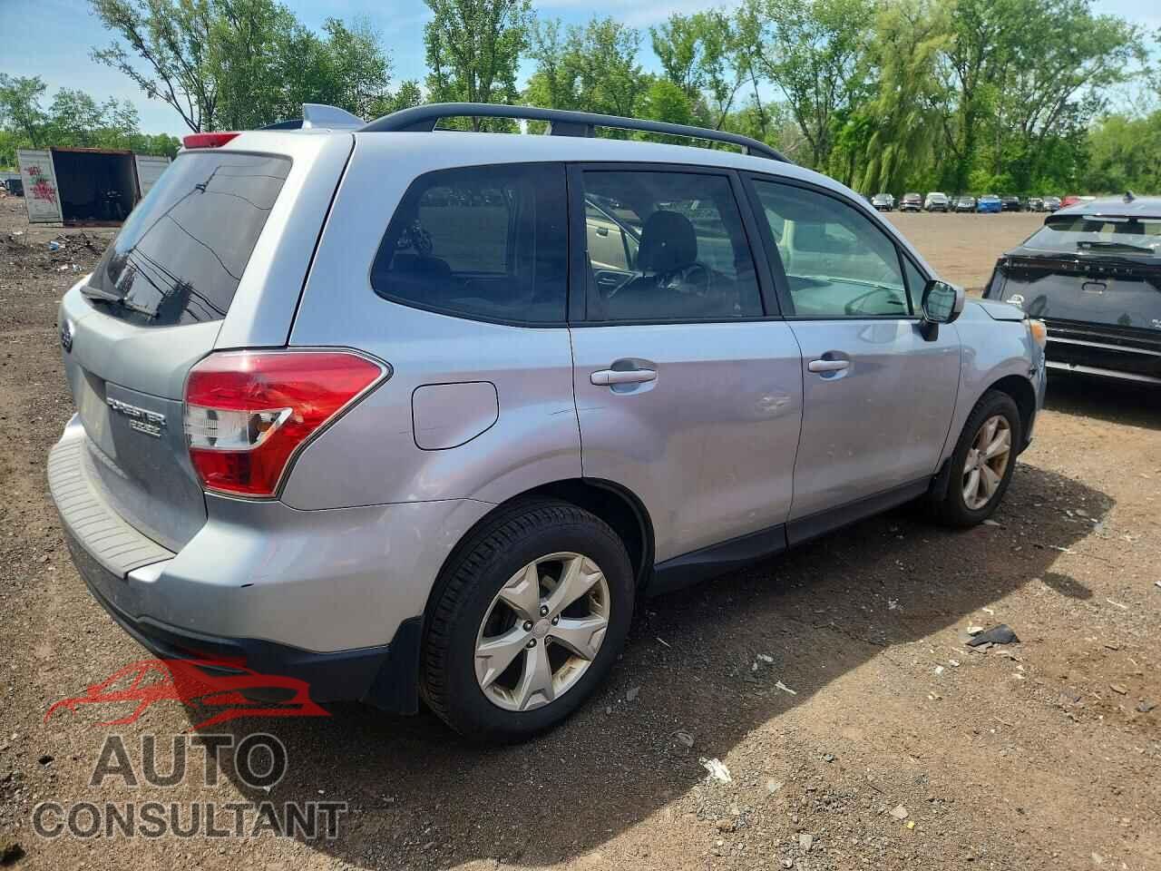 SUBARU FORESTER 2016 - JF2SJADC8GH479300