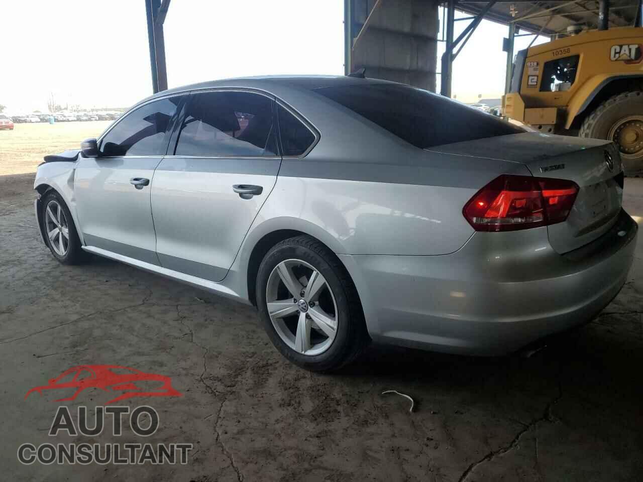 VOLKSWAGEN PASSAT 2013 - 1VWBP7A39DC112173
