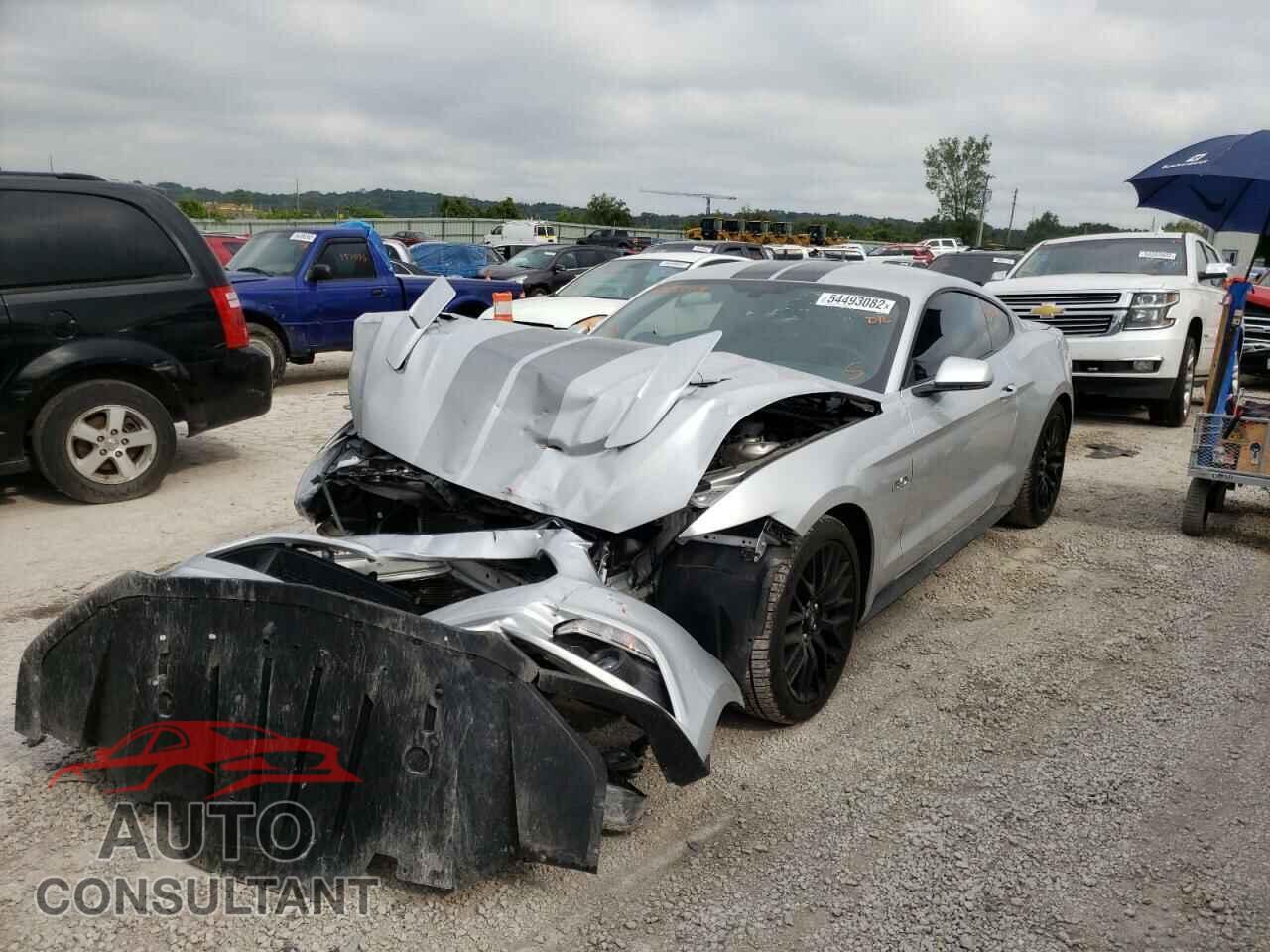 FORD MUSTANG 2017 - 1FA6P8CF2H5330344