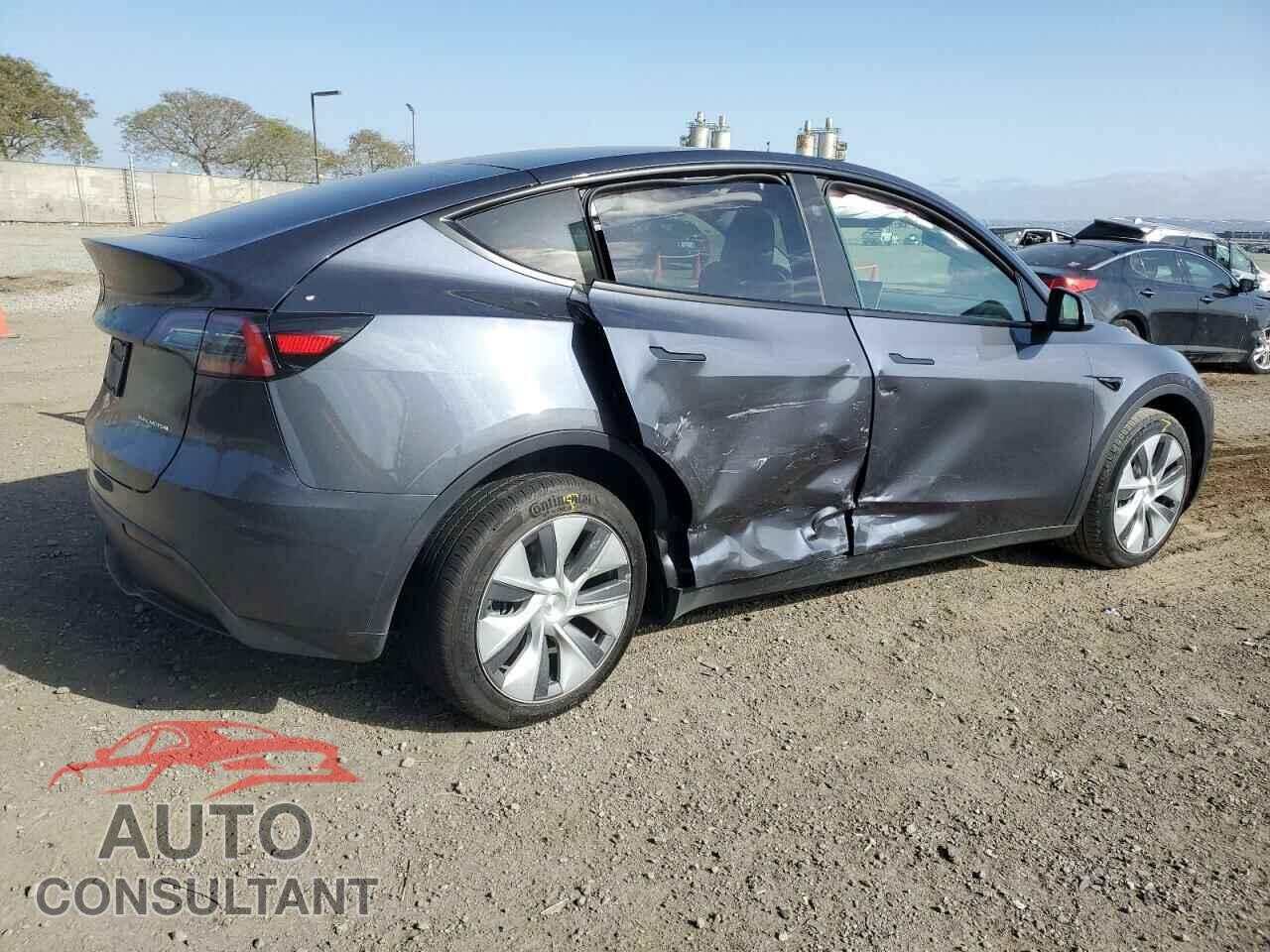 TESLA MODEL Y 2023 - 7SAYGDEEXPF910943