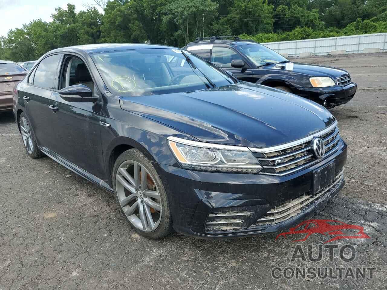 VOLKSWAGEN PASSAT 2018 - 1VWAA7A3XJC005092