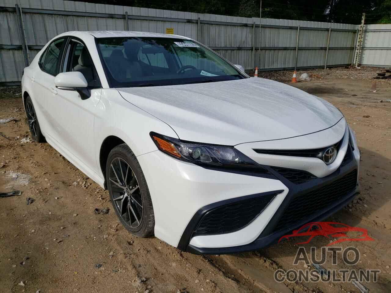 TOYOTA CAMRY 2022 - 4T1G11AK4NU661608