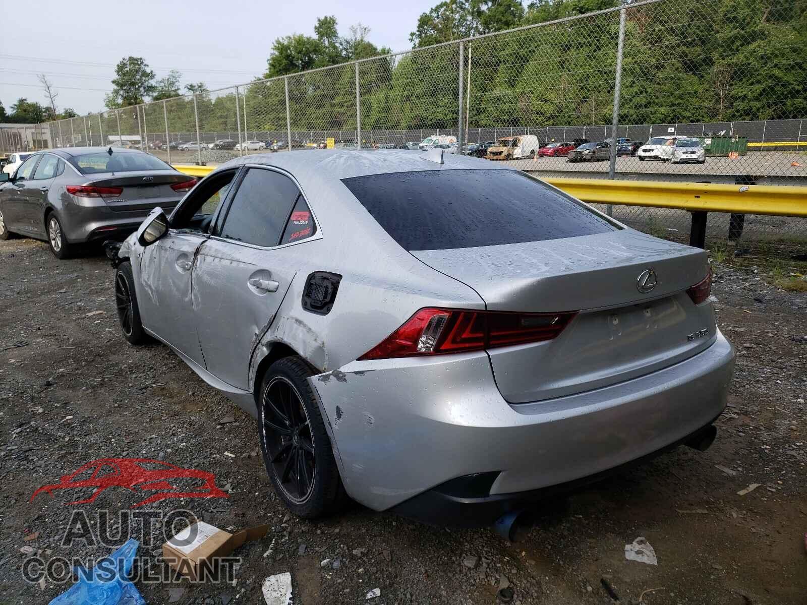 LEXUS IS 2014 - JTHBE1D20E5011603