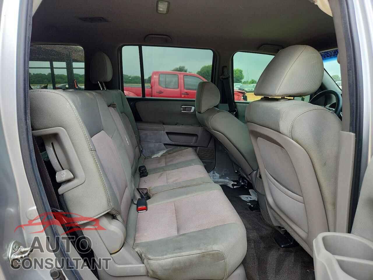HONDA PILOT 2013 - 5FNYF3H45DB009343