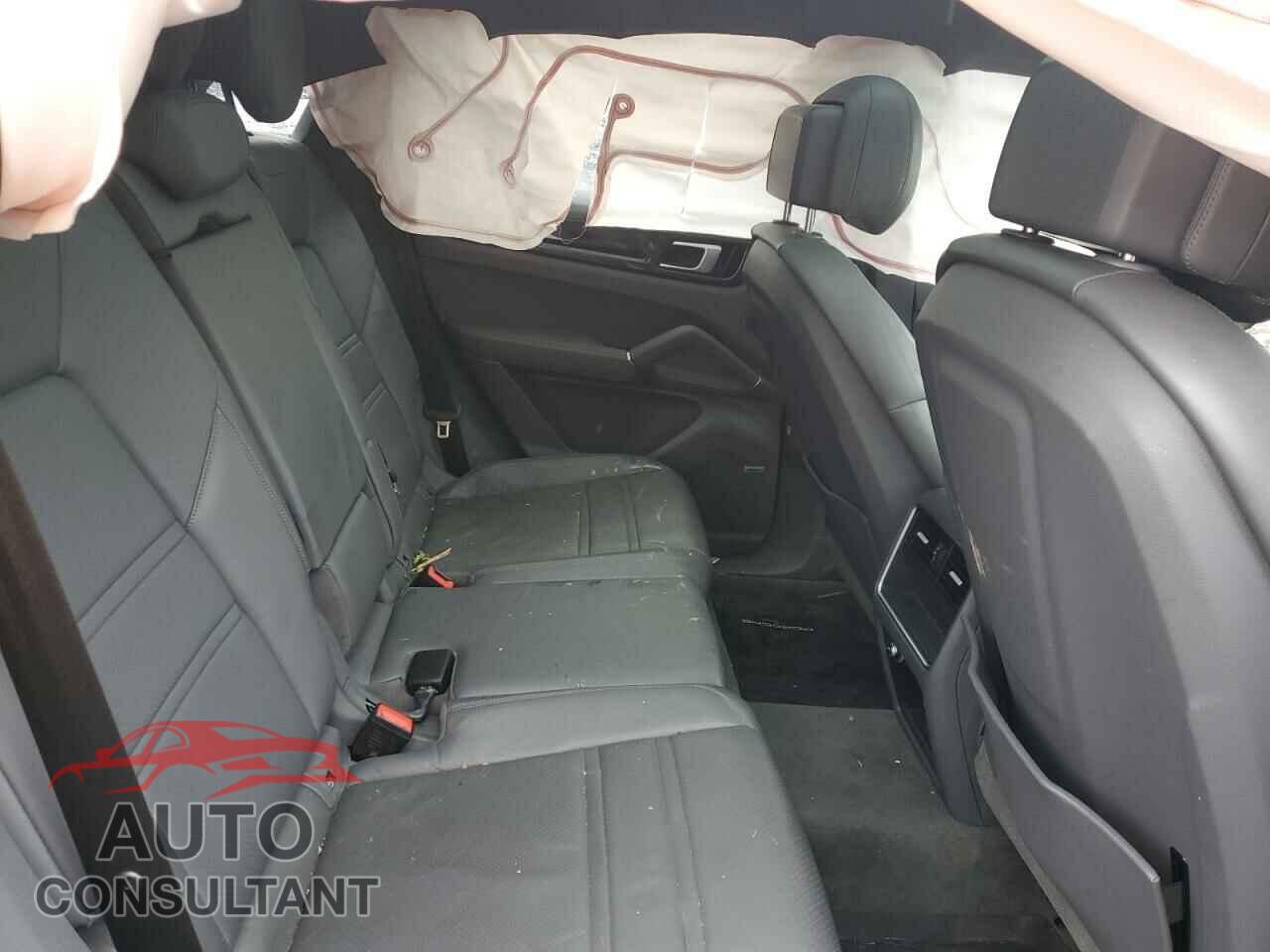 PORSCHE CAYENNE 2019 - WP1AA2AYXKDA07985