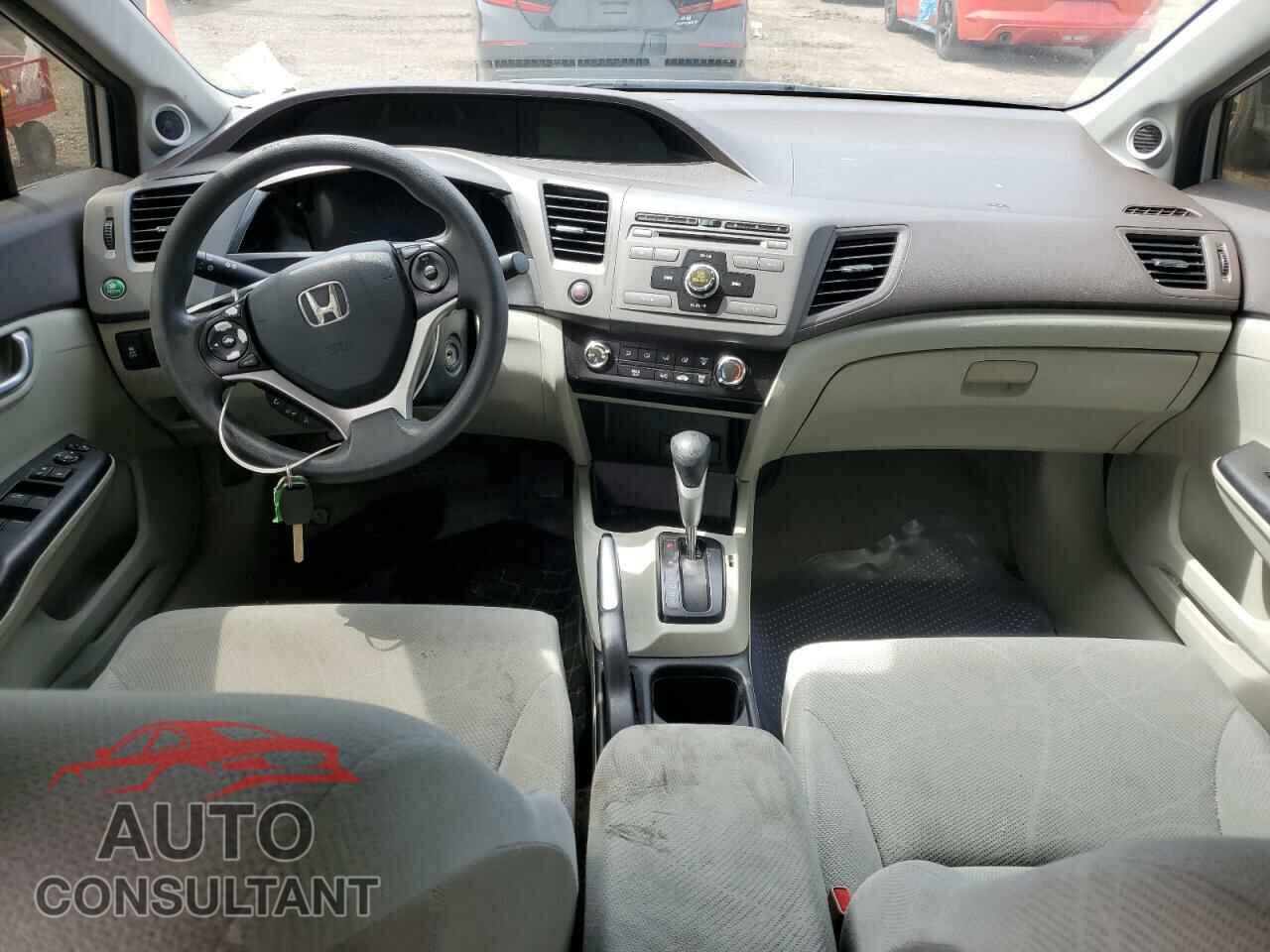 HONDA CIVIC 2012 - 2HGFB2F84CH557055