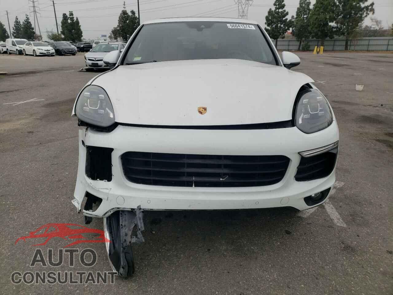 PORSCHE CAYENNE 2016 - WP1AA2A23GLA00403
