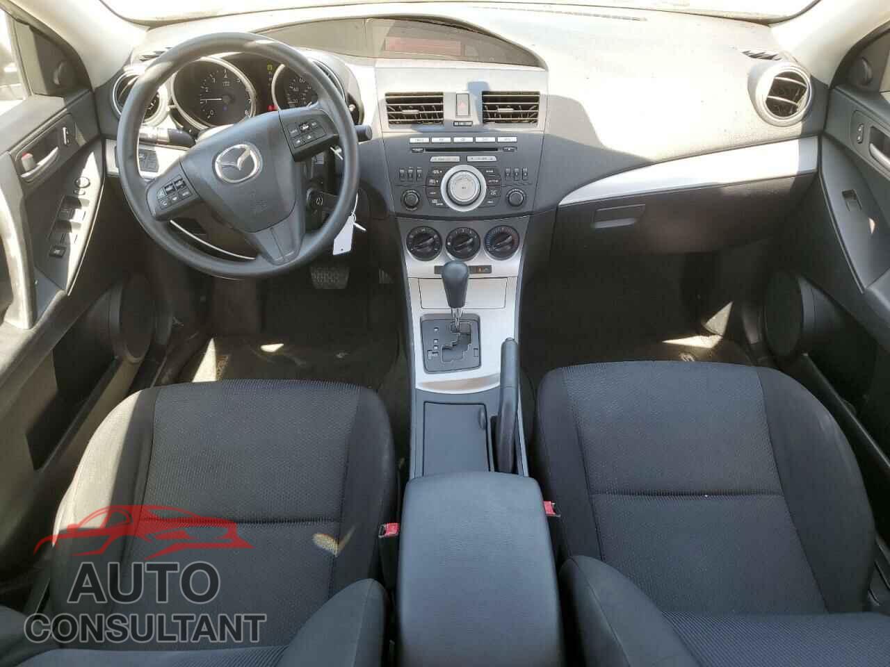 MAZDA 3 2011 - JM1BL1VG2B1404877
