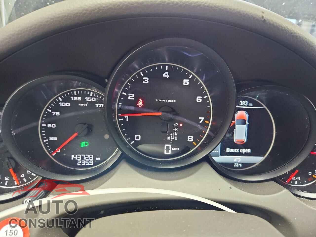 PORSCHE CAYENNE 2017 - WP1AA2A22HKA86648