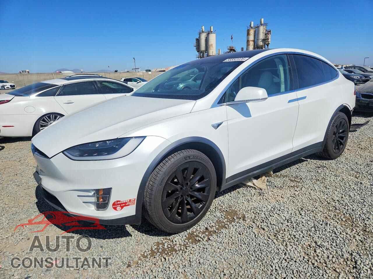 TESLA MODEL X 2017 - 5YJXCBE2XHF076169
