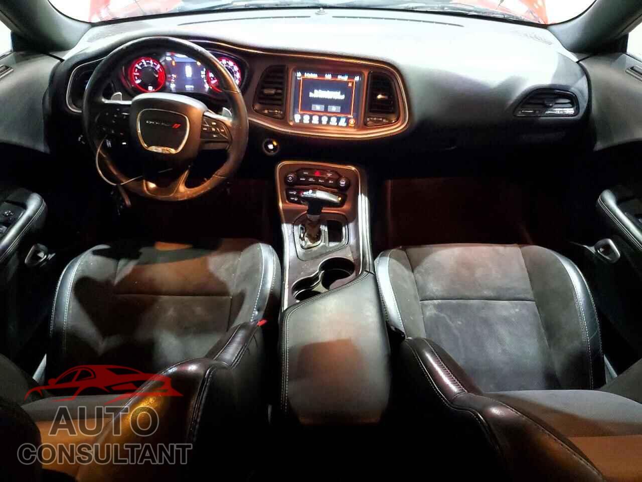 DODGE CHALLENGER 2018 - 2C3CDZBT2JH111776