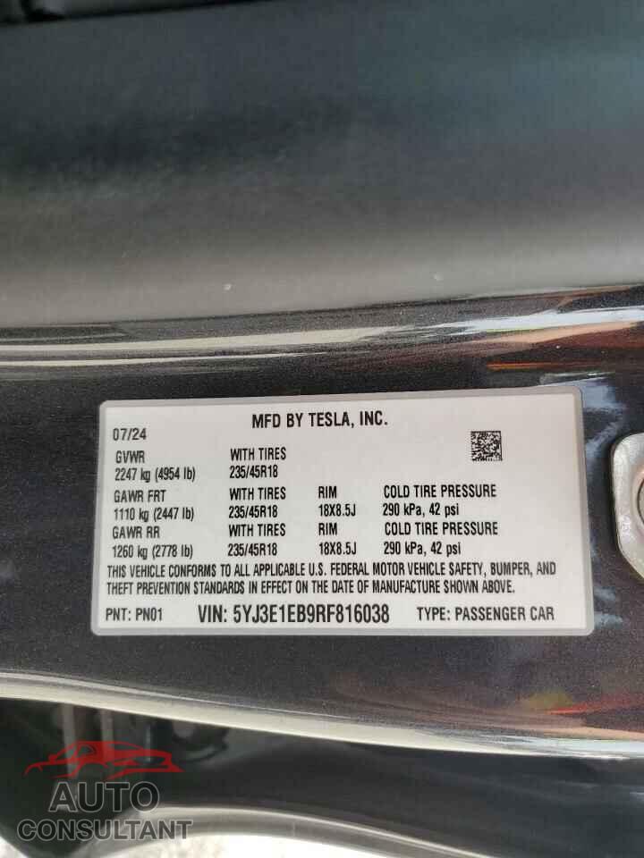 TESLA MODEL 3 2024 - 5YJ3E1EB9RF816038