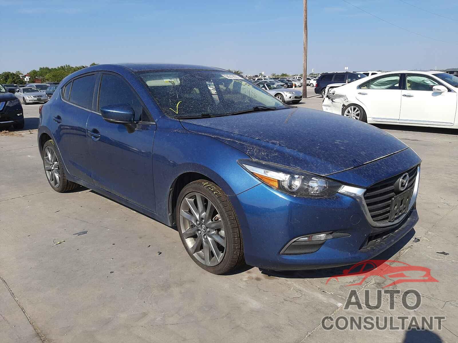 MAZDA 3 2018 - 3MZBN1L33JM168734