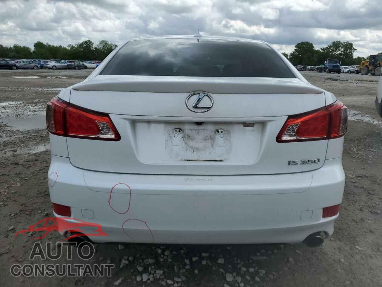 LEXUS IS 2012 - JTHBE5C24C5030273
