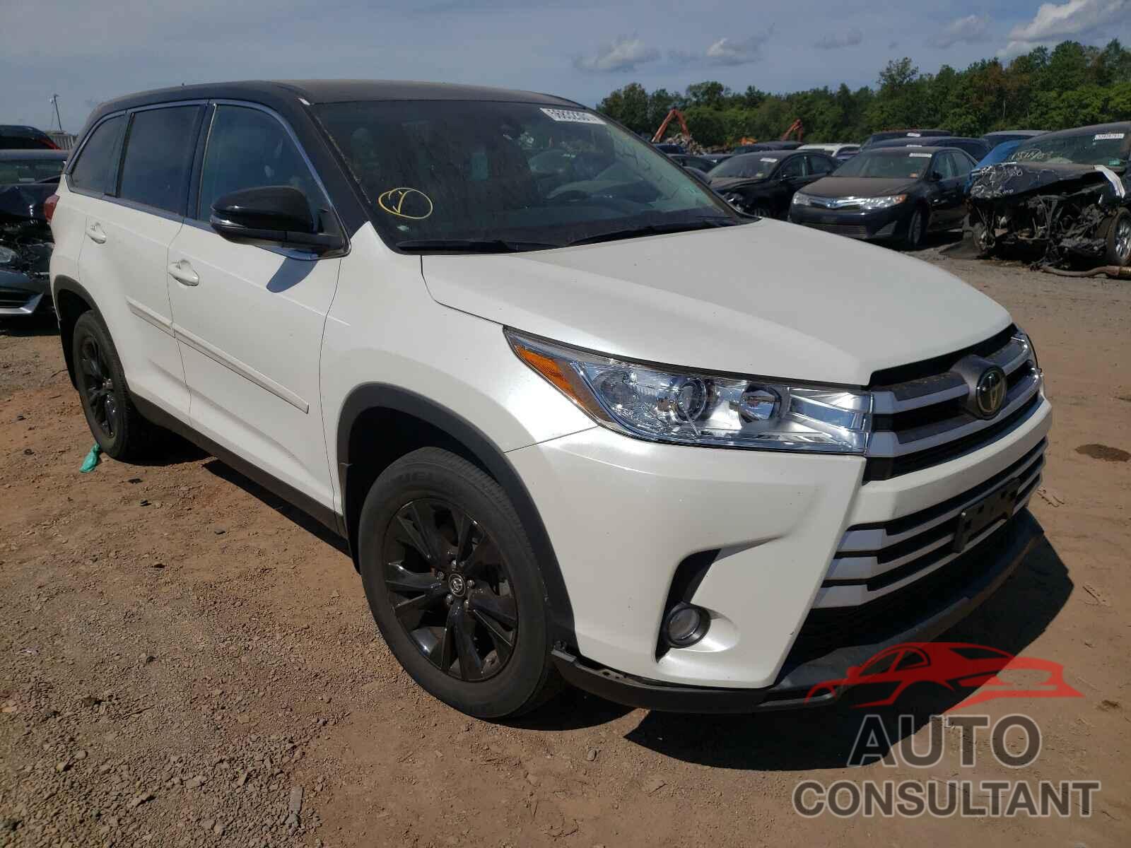 TOYOTA HIGHLANDER 2019 - 5TDBZRFH7KS945236