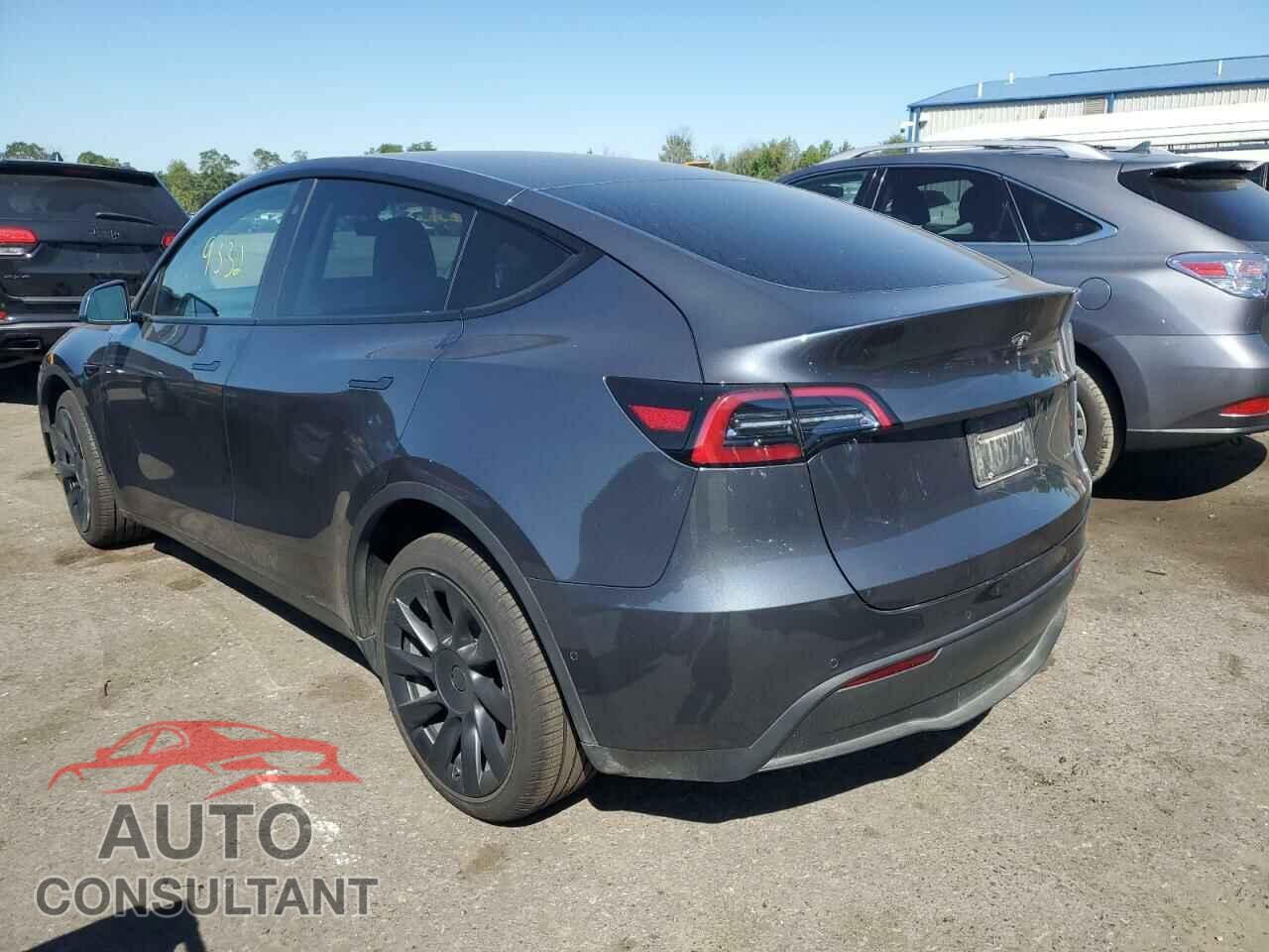 TESLA MODEL Y 2022 - 7SAYGDEE2NF386359