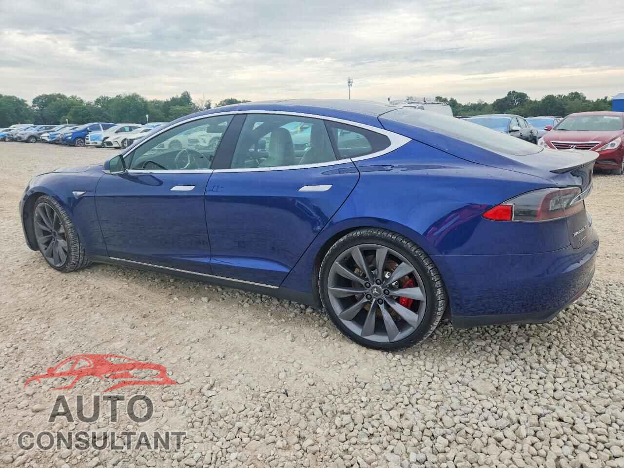 TESLA MODEL S 2016 - 5YJSA1E40GF125499