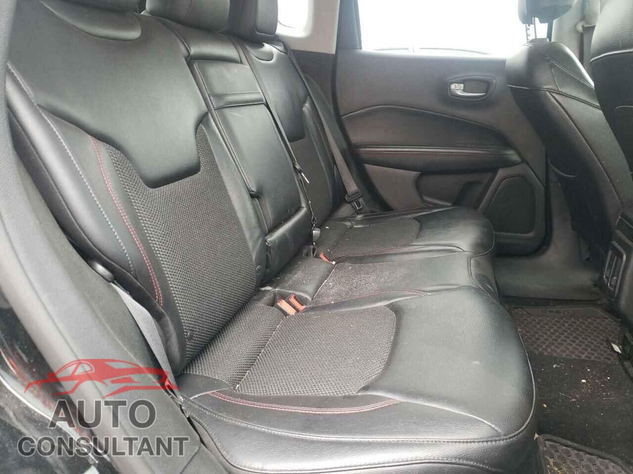 JEEP COMPASS 2017 - 3C4NJDDBXHT666349