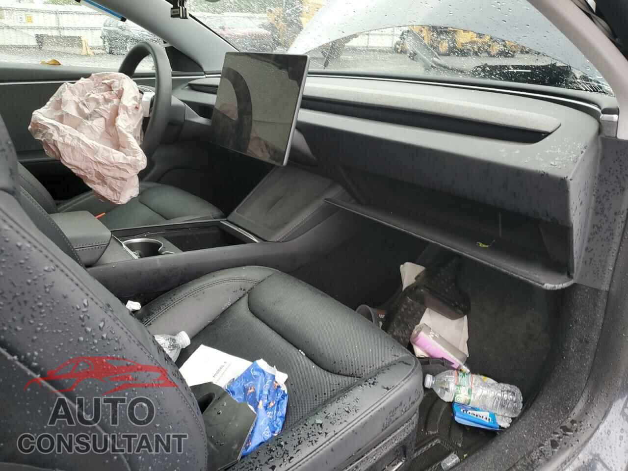 TESLA MODEL 3 2024 - 5YJ3E1EA8RF748368