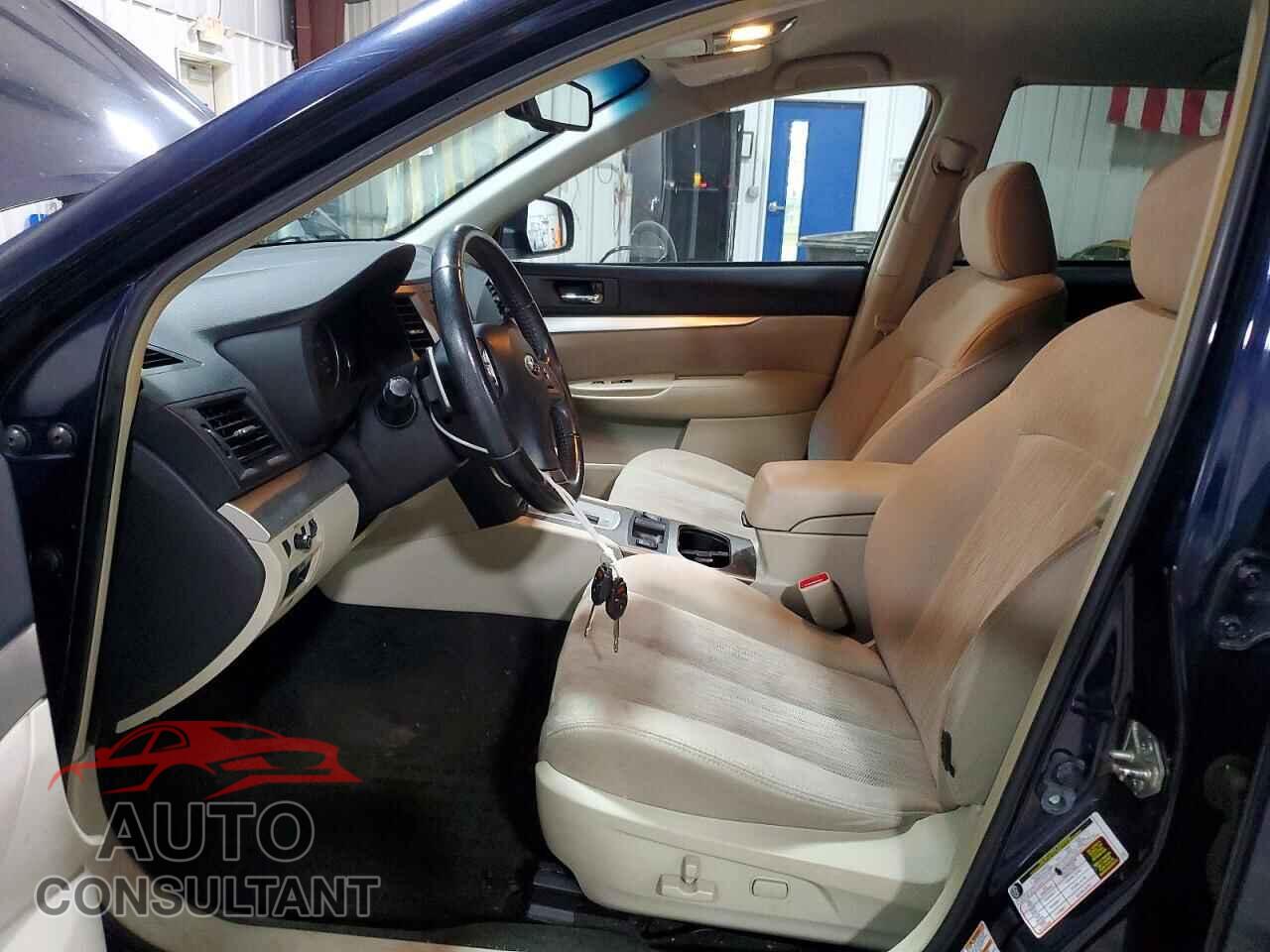 SUBARU OUTBACK 2013 - 4S4BRBCC2D3282884