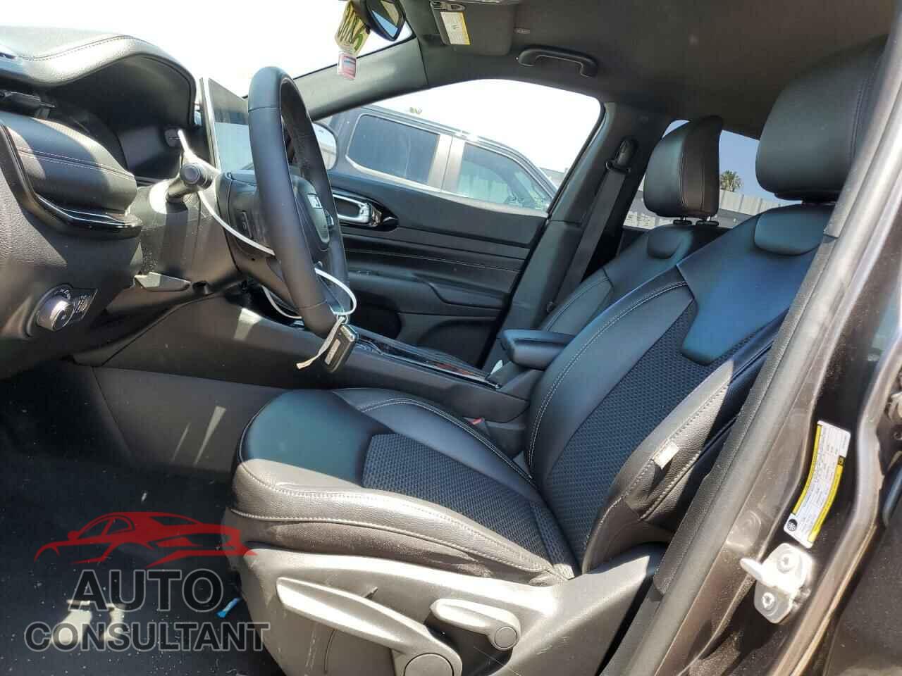 JEEP COMPASS 2023 - 3C4NJDBN2PT512357