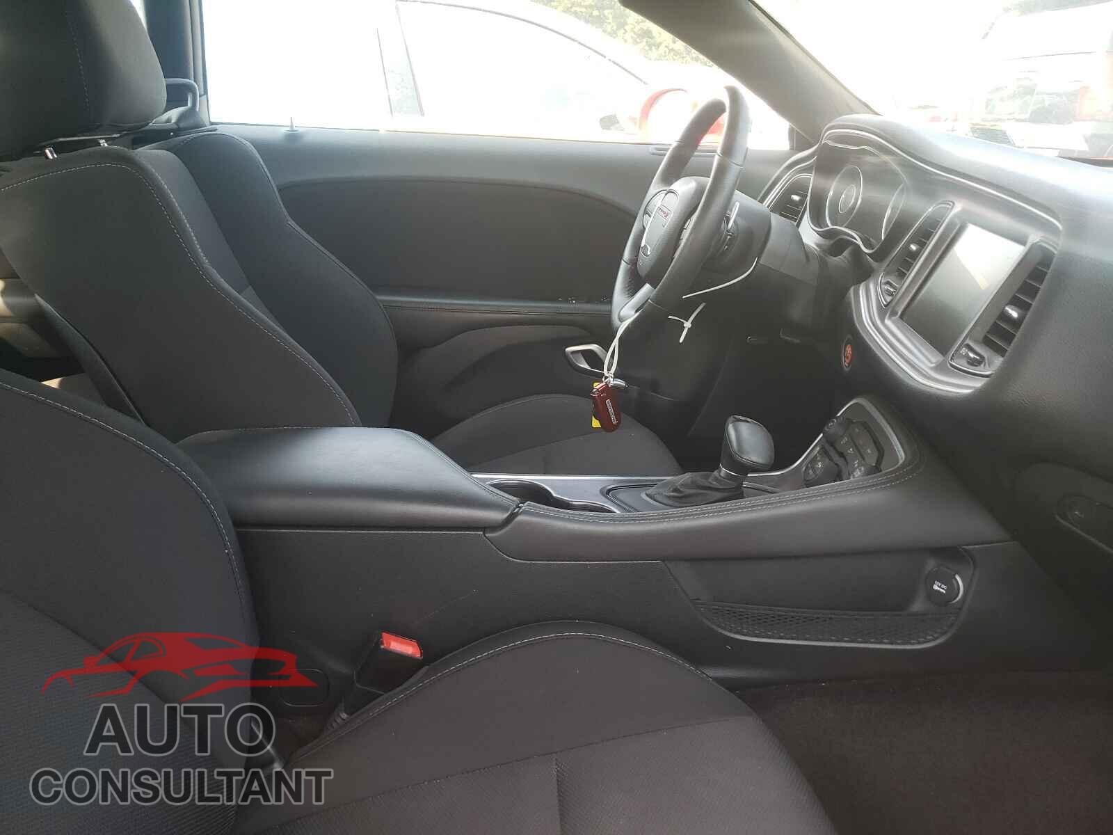 DODGE CHALLENGER 2016 - 2C3CDZBT2GH157973