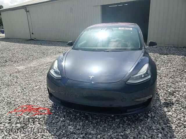 TESLA MODEL 3 2018 - 5YJ3E1EAXJF013699