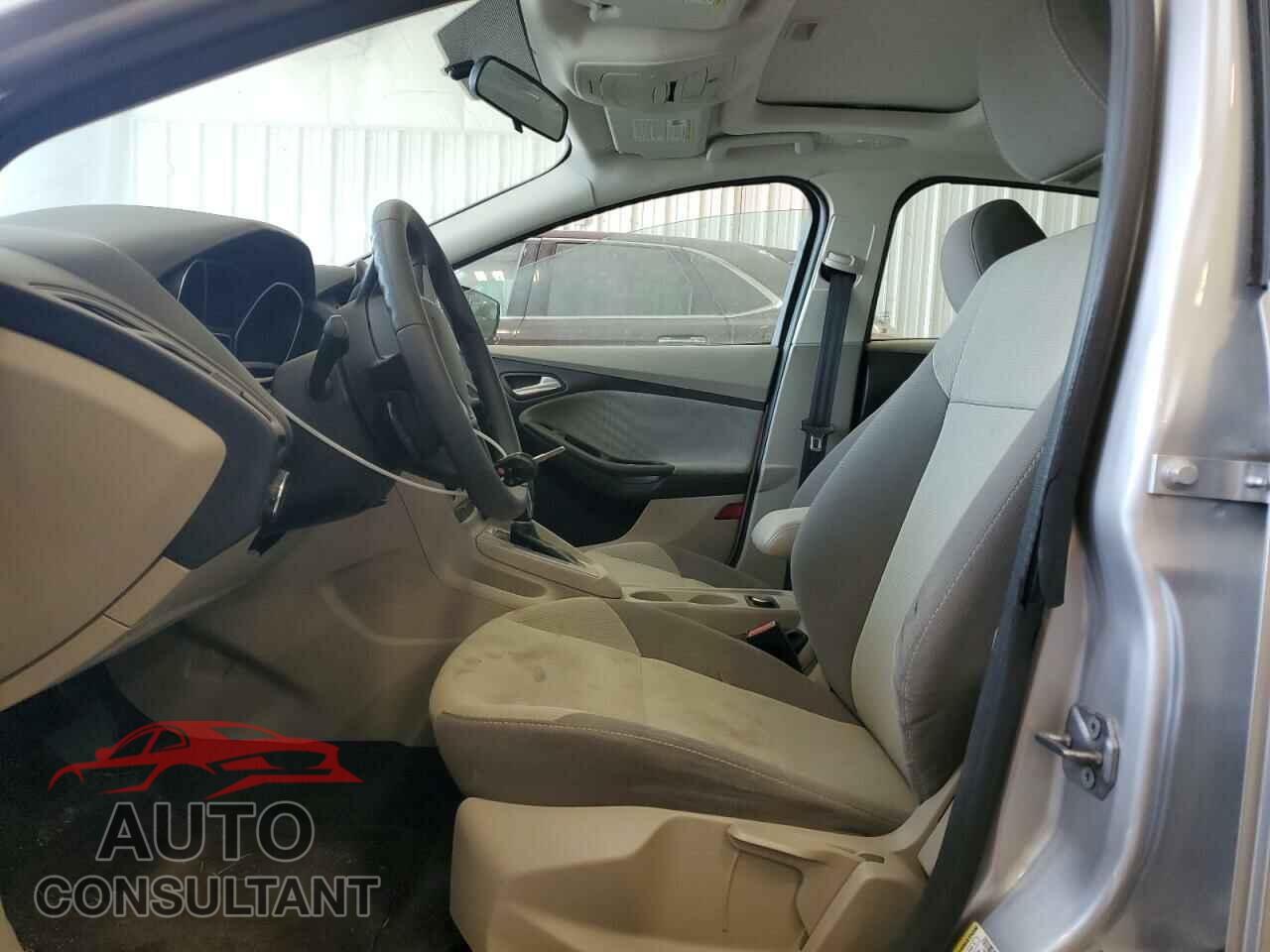 FORD FOCUS 2012 - 1FAHP3F21CL420951