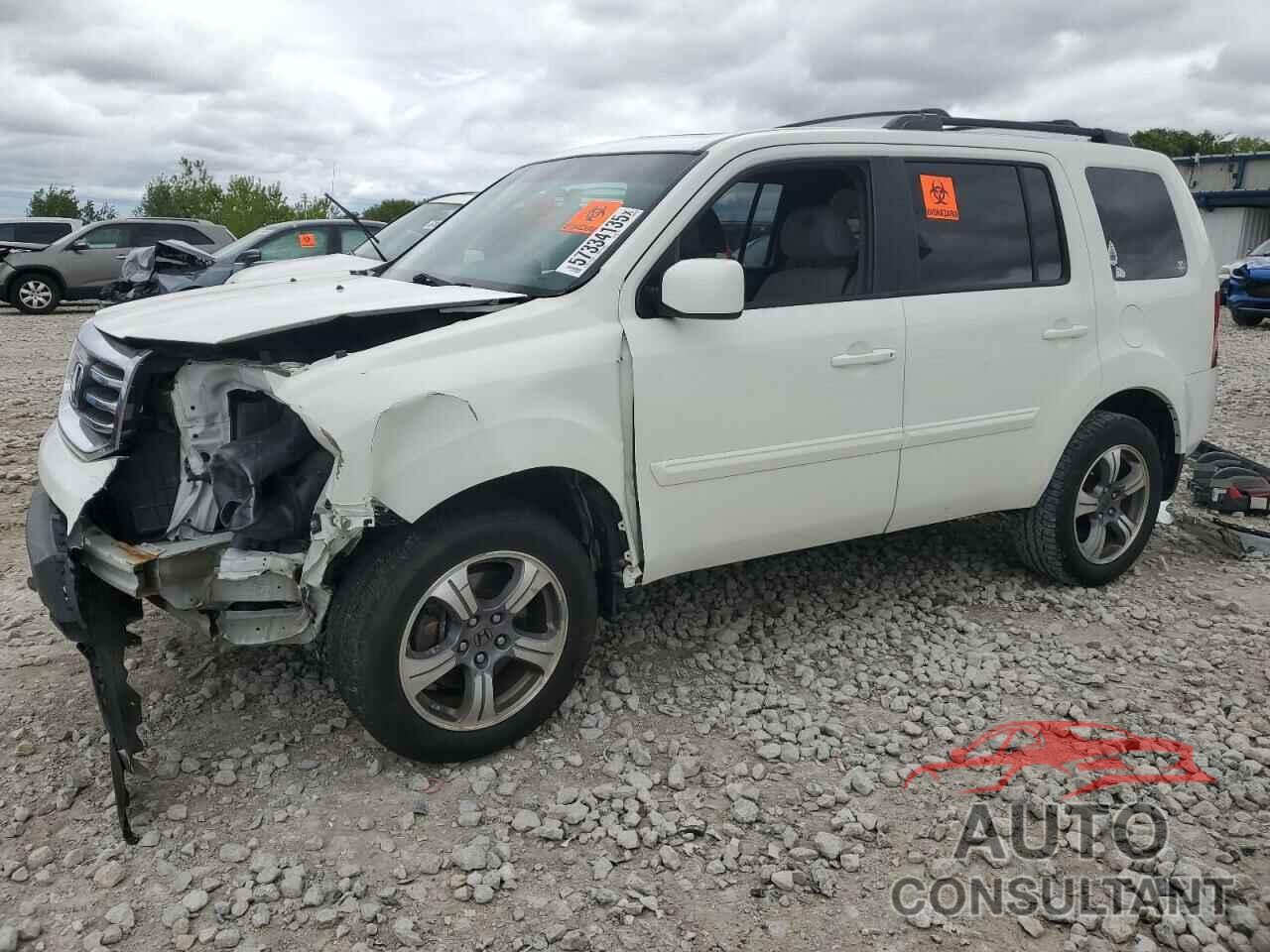 HONDA PILOT 2015 - 5FNYF4H36FB055411