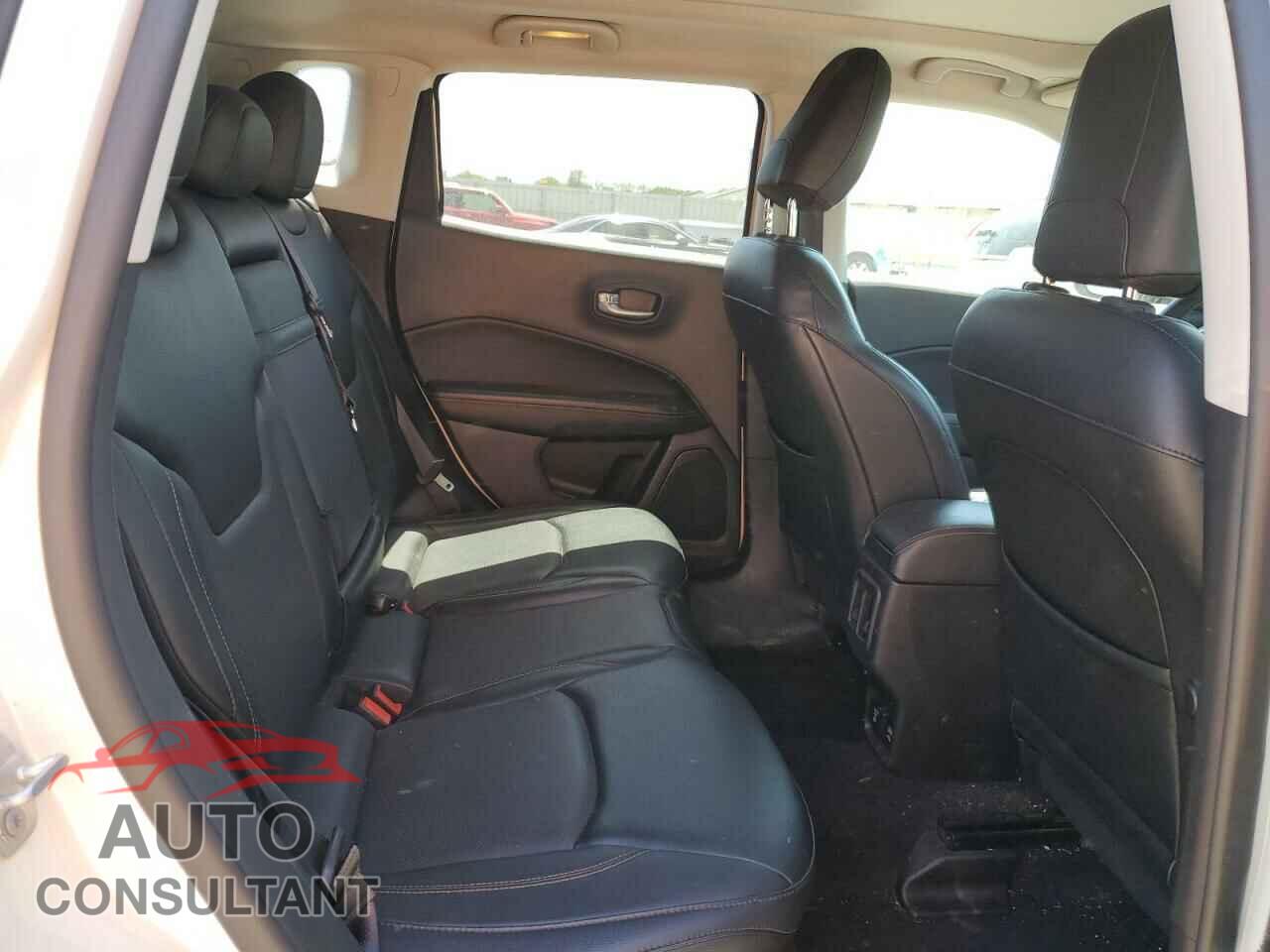 JEEP COMPASS 2017 - 3C4NJDCB9HT616981