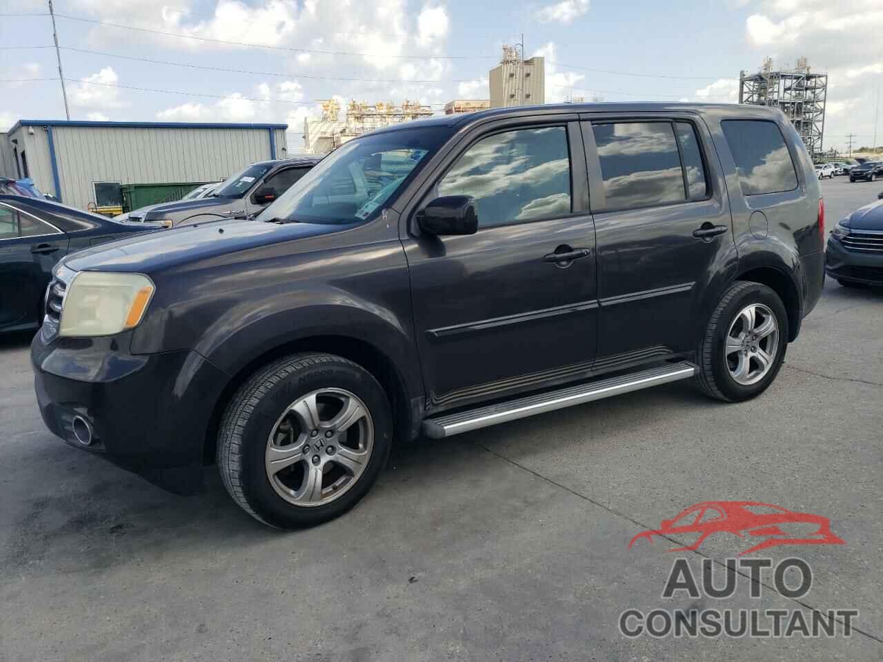 HONDA PILOT 2013 - 5FNYF3H47DB012597