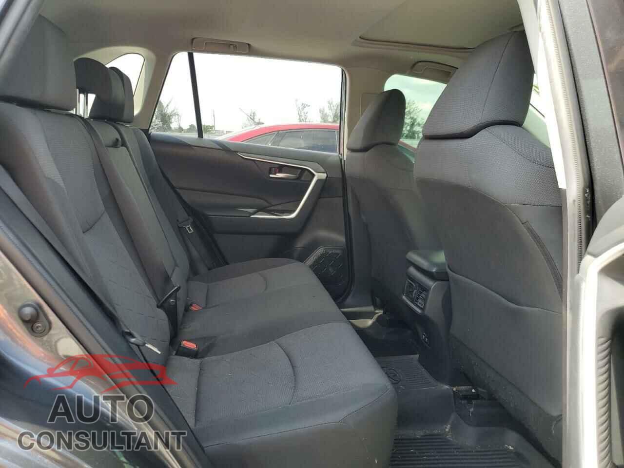 TOYOTA RAV4 2020 - JTMP1RFVXLD055331