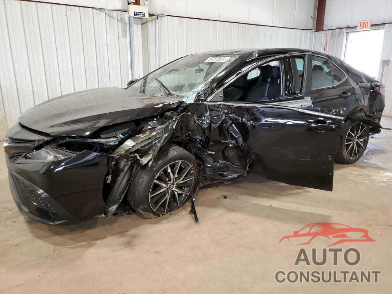 TOYOTA CAMRY 2023 - 4T1G11AK0PU839792