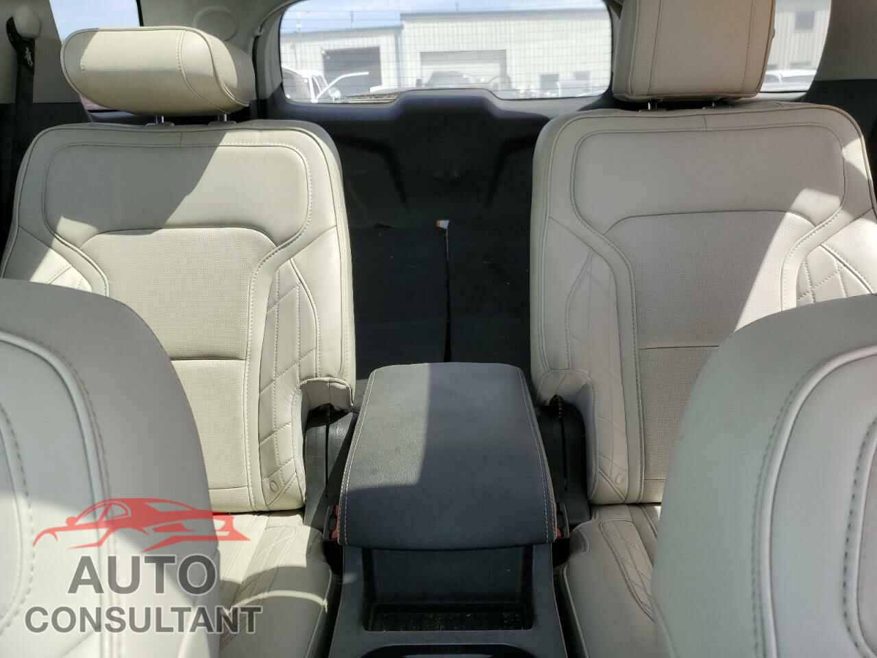 FORD EXPLORER 2018 - 1FM5K8HT3JGB02703