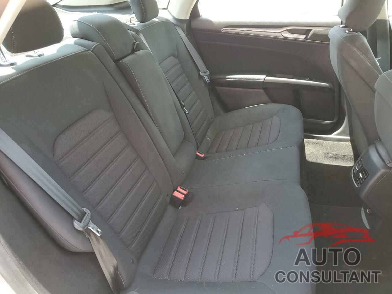 FORD FUSION 2019 - 3FA6P0LU0KR193764