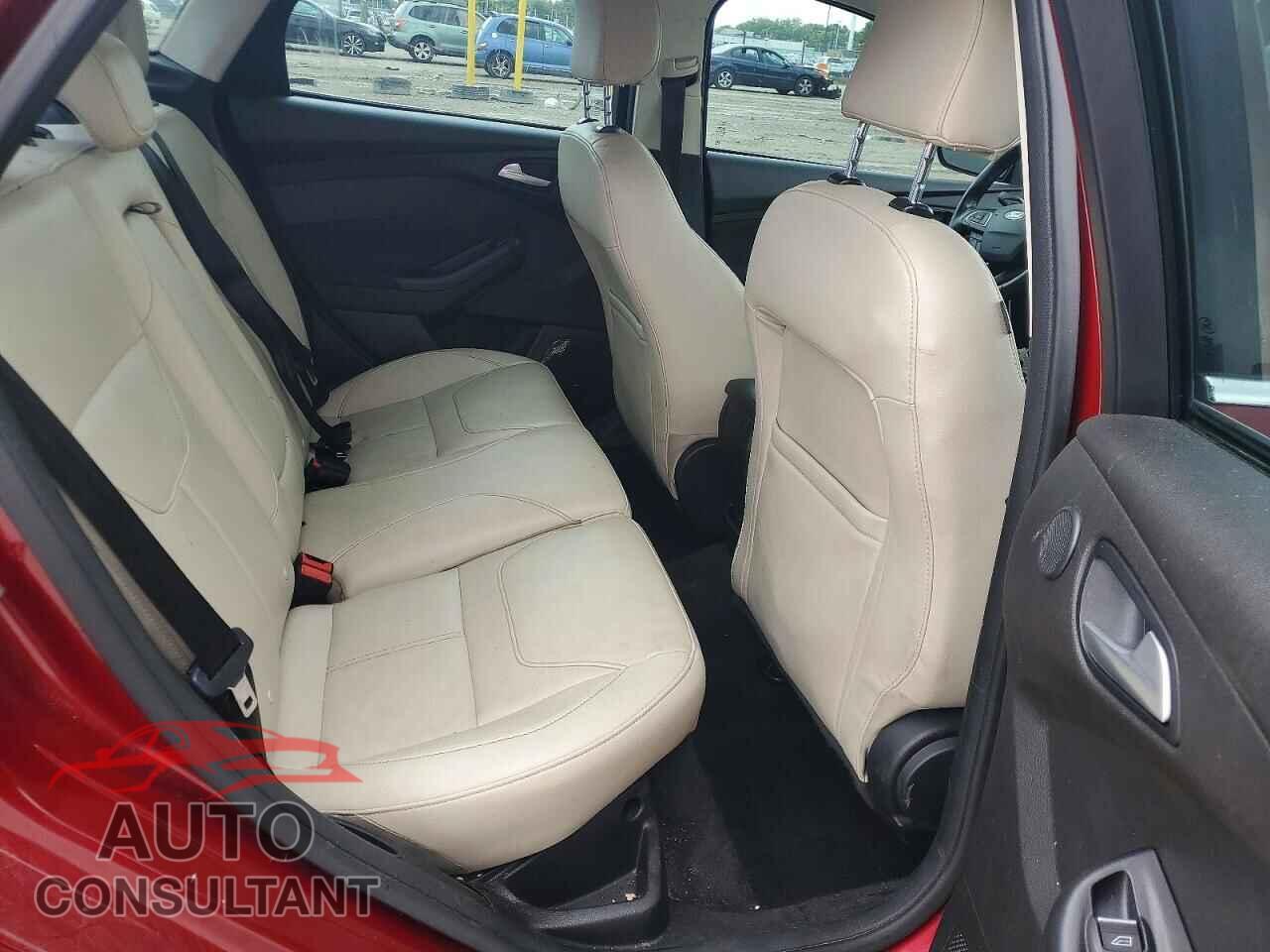 FORD FOCUS 2017 - 1FADP3J21HL295074