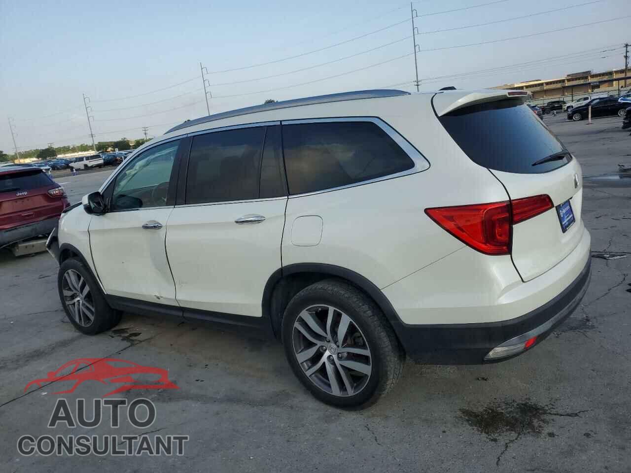 HONDA PILOT 2016 - 5FNYF6H90GB116544
