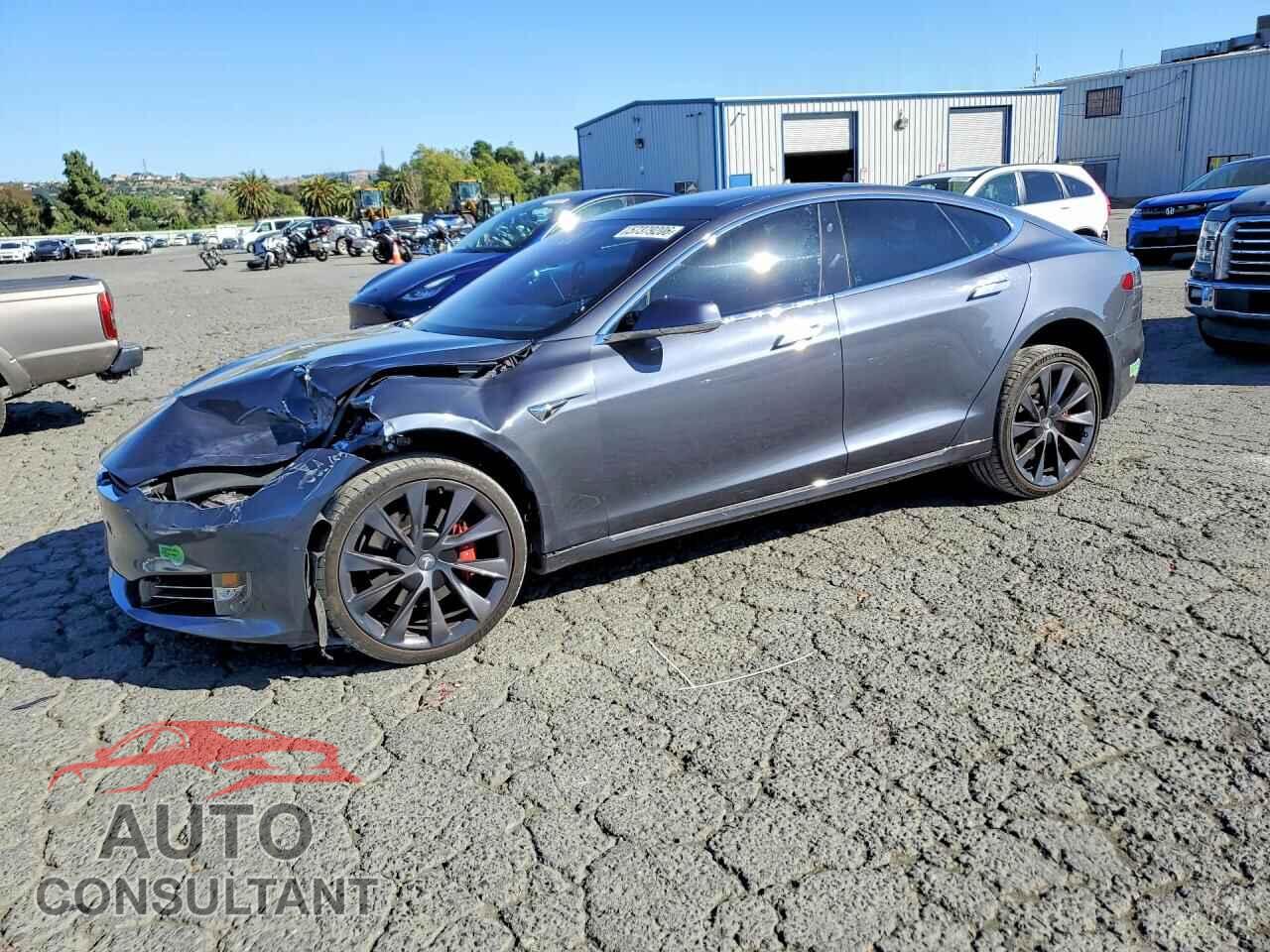 TESLA MODEL S 2018 - 5YJSA1E45JF276880