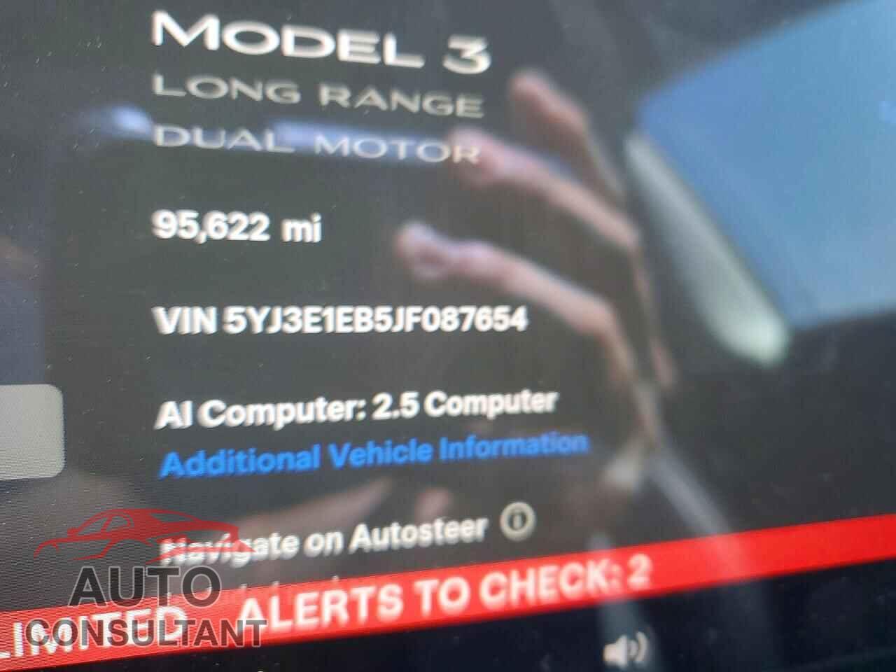 TESLA MODEL 3 2018 - 5YJ3E1EB5JF087654