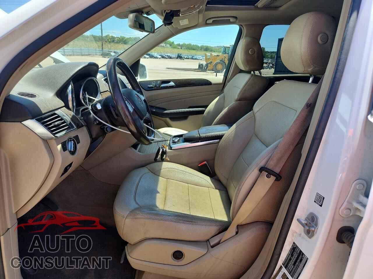 MERCEDES-BENZ M-CLASS 2015 - 4JGDA5HB3FA495892
