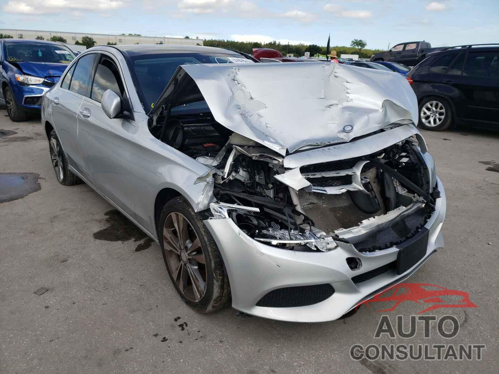 MERCEDES-BENZ C-CLASS 2016 - 55SWF4KBXGU172352