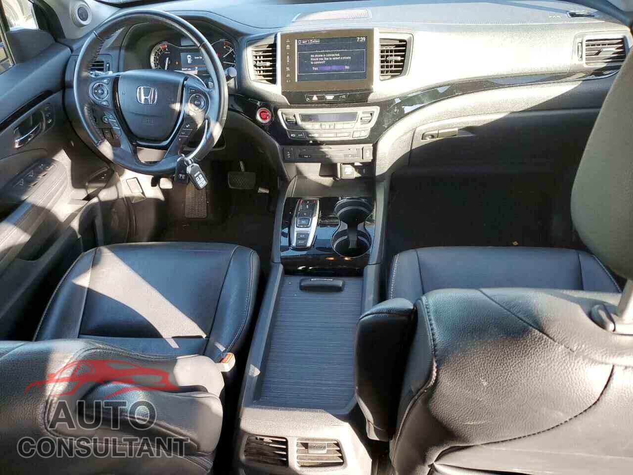 HONDA PILOT 2017 - 5FNYF6H90HB067850