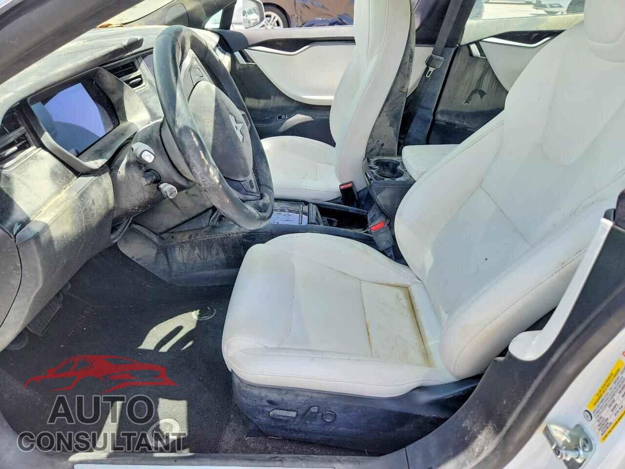 TESLA MODEL S 2020 - 5YJSA1E27LF411326