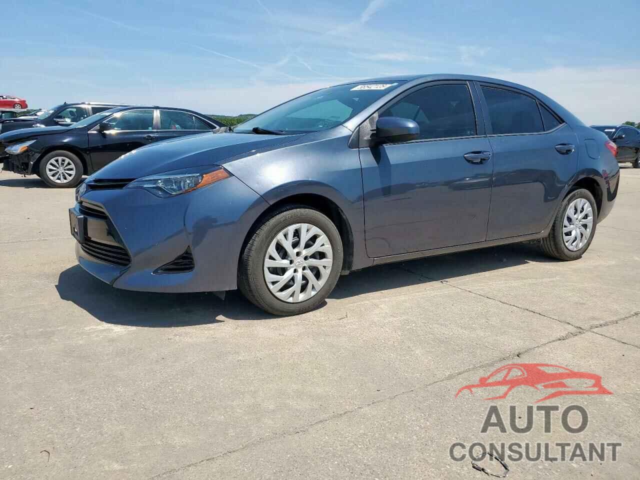 TOYOTA COROLLA 2018 - 5YFBURHE9JP850198