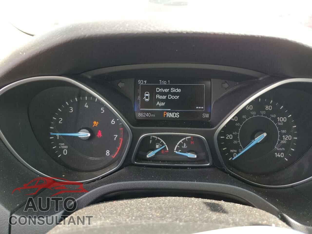 FORD FOCUS 2016 - 1FADP3K28GL209305