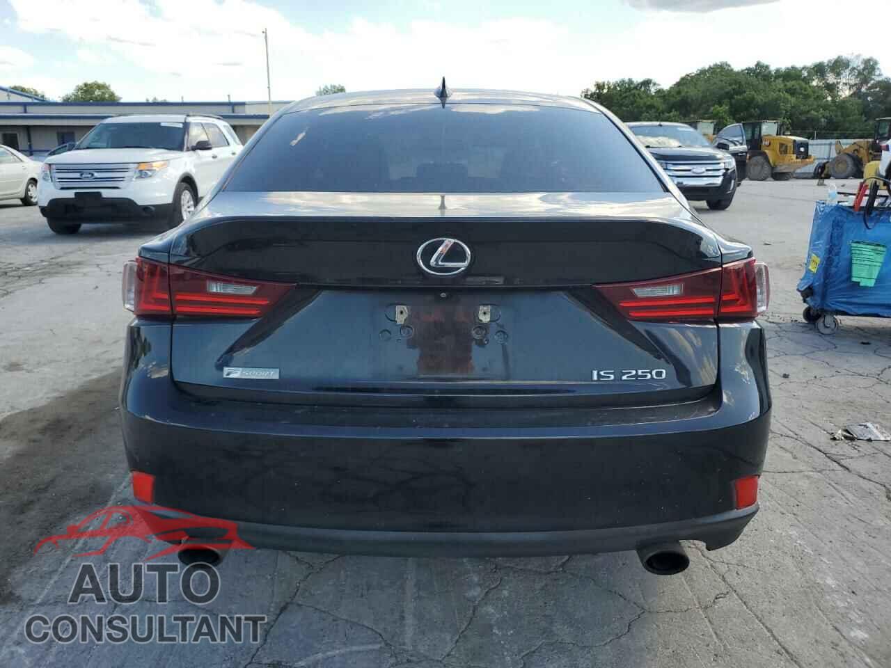 LEXUS IS 2015 - JTHBF1D20F5081942