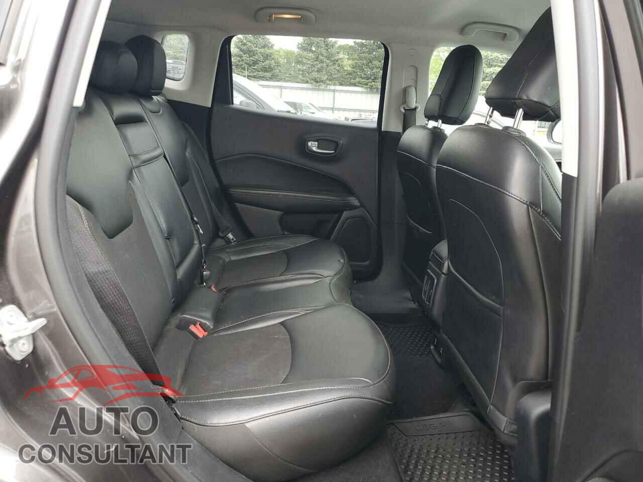 JEEP COMPASS 2019 - 3C4NJDBB9KT656292