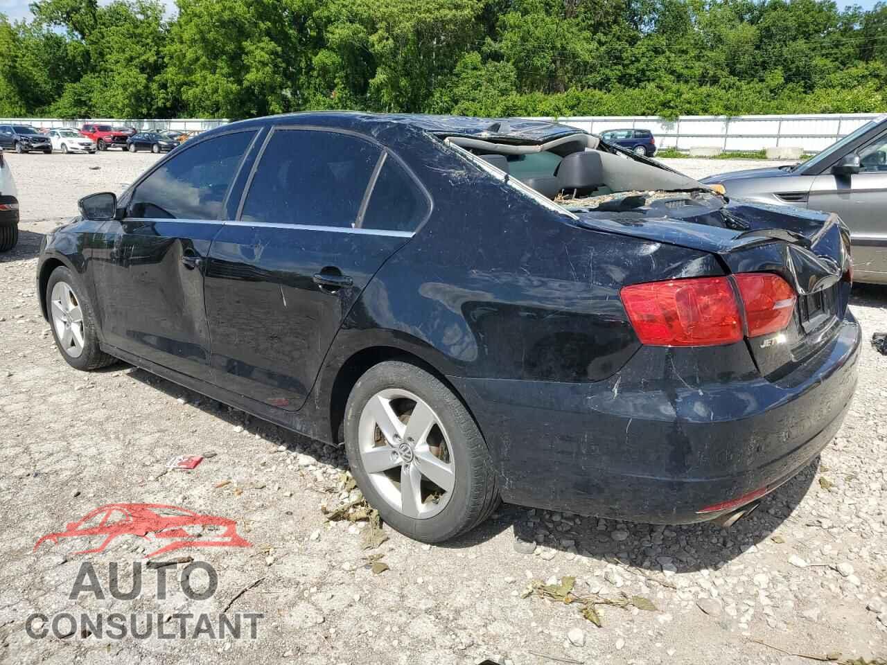 VOLKSWAGEN JETTA 2014 - 3VWLL7AJ8EM428131