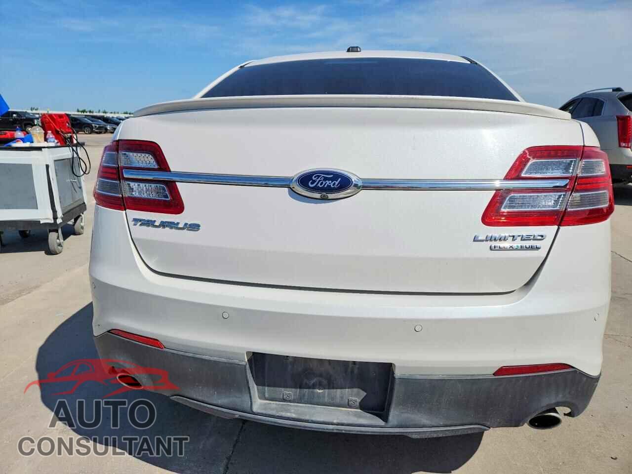 FORD TAURUS 2014 - 1FAHP2F82EG113363