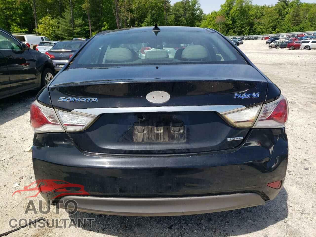 HYUNDAI SONATA 2014 - KMHEC4A45EA110643